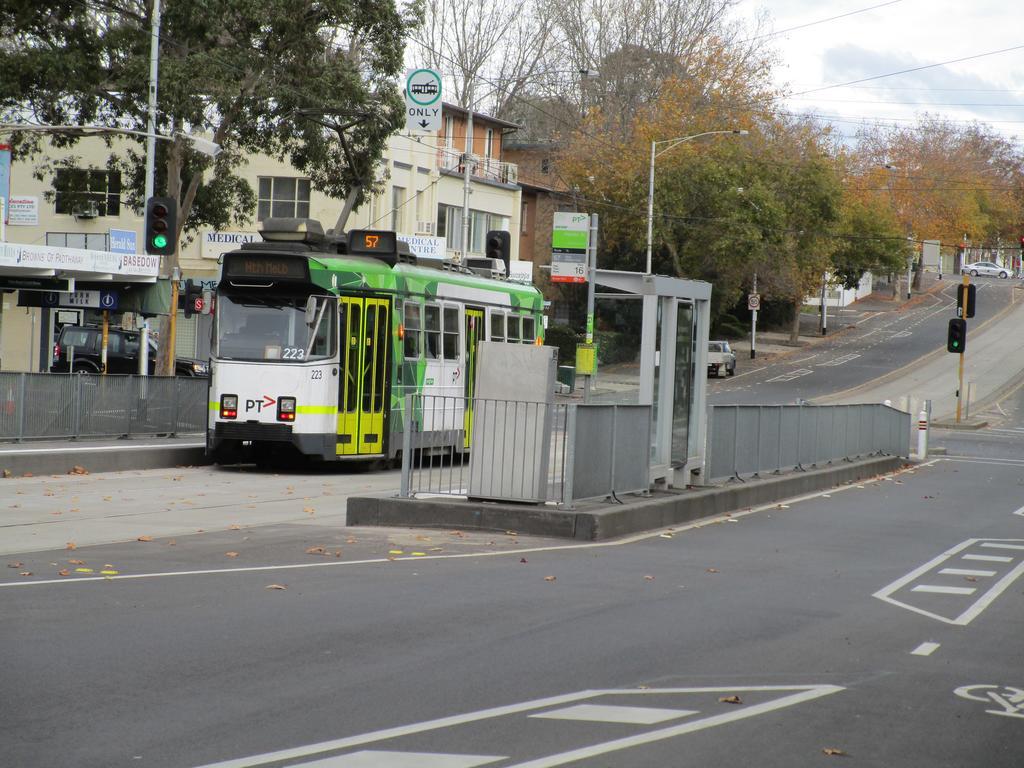 North Melbourne Retreat Leilighet Eksteriør bilde
